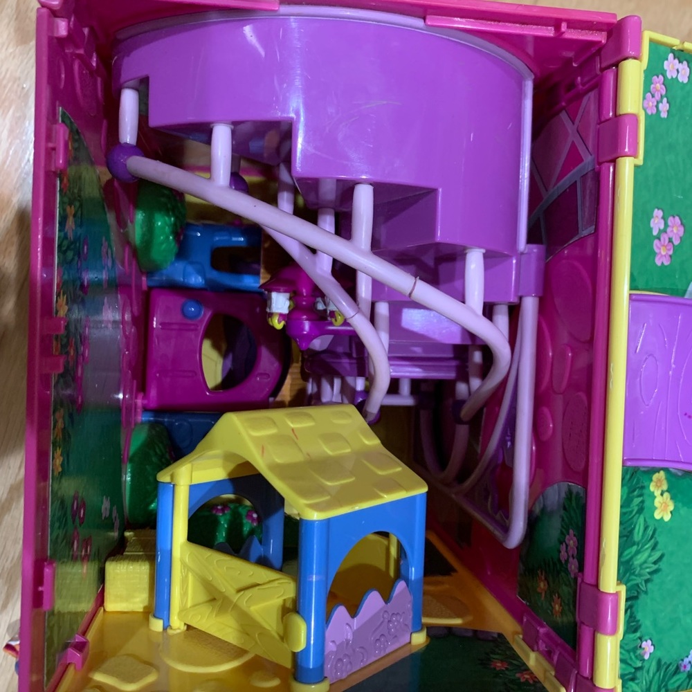 Vintage Cinderella storybook playset with figures